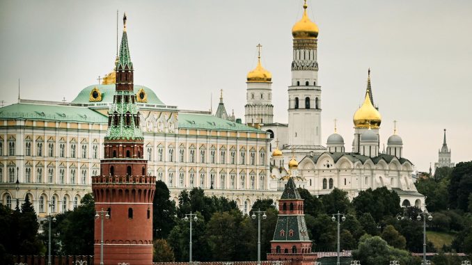 moskovaya-gelen-yabanci-heyet-baskanlari-kremlin-sarayinda-iZzfTmwj.jpg